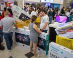 Entre lo que más aumentó en ventas con respecto a días sin IVA anteriores fueron los equipos y aparatos de sonido y video. Foto: Edwin Bustamante