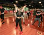 La epidemióloga Jessica Giraldo recomienda que las clases de baile se realicen con parejas fijas y con una “burbuja” en la que quienes asistan se cuiden en casa y reporten síntomas. Foto: Jaime Pérez.