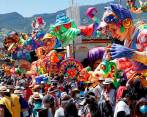 Los artistas mostraron su trabajo en las calles de Pasto. Las esculturas estarán exhibidas hasta el 10 de enero. FOTO Efe