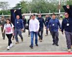 El presidente Gustavo Petro llegó a Caucasia tras 20 días de paro minero. Momentos antes a su arribo a la zona hubo hostigamientos a la fuerza pública. FOTOs Cortesía