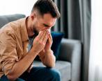 Los distintos tipos de rinitis pueden producir síntomas similares como congestión nasal, estornudos, disminución del sentido del olfato, piquiña en los ojos, dolor de garganta y otros. Pero no todas son iguales ni se deben tratar de la misma manera. FOTO: SSTOCK