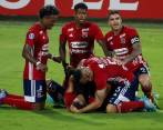 Medellín se impuso 2-1 al 9 de Octubre en el Atanasio. FOTO: MANUEL SALDARRIAGA