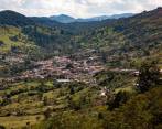 Los hechos ocurrieron en la vía de comunica a Angostura con Yarumal, al Norte de Antioquia . Foto: Edwin Bustamante