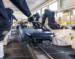 Las personas y los robots trabajan juntos de manera “colaborativa” y eso garantiza calidad en los procesos. FOTO cortesía hyundai
