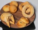 Estas preparaciones tradicionales de la panadería colombiana tienen la misma base: maíz y queso Foto EL COLOMBIANO