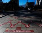 Las calles de la capital chilena quedaron desiertas debido a que se decretó la tercera cuarentena total en lo que va de la pandemia. Foto: EFE. Elvis González