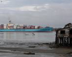 Los buques no tienen dónde desembarcar su carga en Buenaventura . FOTO Manuel Saldarriaga