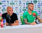 Mayer Candelo llegó al cargo de entrenador del Deportivo Cali en julio de 2022. FOTO: TOMADA DE TWITTER @AsoDeporCali