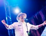 Alejandro Marín, más conocido como “Cocoliso”, se convirtió en el campeón Nacional de la Trova 2022. FOTO: CORTESÍA ALCALDÍA DE MEDELLÍN.