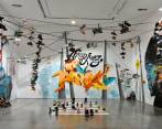 Ambas exposiciones exploran los mecanismos en los que el arte describe la vida en la ciudad. FOTO: CORTESÍA
