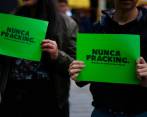En la imagen una manifestación ciudadana en contra del fracking. FOTO COLPRENSA