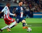 Lionel Messi tuvo un partido discreto en su regreso a las canchas con el PSG. FOTO: AFP
