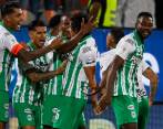 Emmanuel Olivera, con un tiro al arco en el minuto 6, generó el autogol de Didier Moreno. Foto: Manuel Saldarriaga