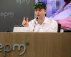 El alcalde de Medellín, Daniel Quintero, durante una rueda de prensa en las oficinas de Empresas Públicas de Medellín (EPM), en noviembre de 2022. FOTO: CARLOS VELÁSQUEZ