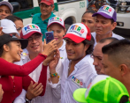 El hoy diputado Nicolás Petro acompañando de su padre, el entonces senador Gustavo Petro, durante la campaña a la Gobernación en 2019. FOTO: FACEBOOK/NICOLAS PETRO