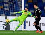 David Ospina ajustó 100 partidos con el equipo italiano, en 37 de ellos ha logrado dejar su portería invicta. 