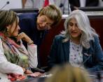 Carolina Corcho ha estado acompañada de las ministras de Trabajo, Gloria Ramírez, y de Vivienda, Catalina Velasco, en el Congreso durante los debates de la reforma. FOTO Colprensa