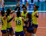La Selección Colombia femenina de voleibol hizo historia en el Suramericano disputado en Barracabermeja al derrotar a Argentina y Brasil, para quedarse con el segundo lugar y cupo directo al Mundial. FOTO COLPRENSA