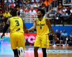 Juan Diego Tello y Braian Angola, jugadores de la Selección Colombia de baloncesto. Cortesía Fiba.