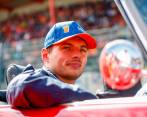 El piloto Max Verstappen, líder del Mundial de Fórmula Uno, celebra su victoria en el Gran Premio de Bélgica, en el circuito de Spa-Francorchamps. FOTO: EFE 