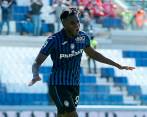 El delantero colombiano Duván Zapata se consolida en Italia como uno de los más rendidores del fútbol mundial, ajusta seis temporadas superando los diez goles. FOTO EFE 