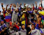 Caimanes celebra su hazaña en República Dominicana, campeón de la Serie del Caribe. FOTO efe