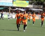 Los jugadores de Envigado celebran la clasificación a los cuartos de final. FOTO cortesía donaldo zuluaga- los paisitas