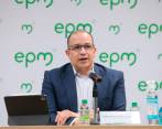 El gerente de Empresas Públicas de Medellín (EPM), Jorge Andrés Carrillo, en rueda de prensa. FOTO EPM
