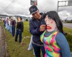 En el Oriente antioqueño mantienen la tradición de los muñecos de año viejo que hoy “tienen las horas contadas”