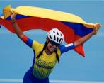 La antioqueña Valeria Rodríguez celebra su medalla de oro en la prueba de velocidad. El patinaje le ha dado al país seis títulos en los Panamericanos. FOTO CORTESÍA FEDEPATIN 