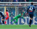 David Ospina fue la gran figura del Napoli ante Atalanta. FOTO SERIE A