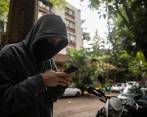Si bien la extorsión presencial es la que más aumentó, también en la que se utilizan imágenes íntimas de las víctimas va al alza. FOTO CARLOS VELÁSQUEZ