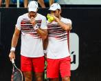 Los colombianos avanzaron a segunda ronda de Wimbledon y este sábado se medirán a la pareja brasileña integrada por Rafael Matos y Thiago Monteiro. FOTO COLPRENSA