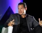 Óscar Córdoba le dijo a Mauricio Navarro de Bedout que ya era hora que Nacional tuviera un técnico definido para la próxima Libertadores, sobre todo por lo grande que es este club en Colombia. FOTO COLPRENSA