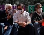 Jorge Enrique Robledo, Juan Fernando Cristo y Sergio Fajardo, integrantes de la Coalición Centro Esperanza. FOTO: Colprensa