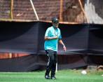 Carlos Paniagua empezó a dirigir en el fútbol femenino cuando se hizo cargo del proyecto deportivo de Formas Íntimas. FOTO: CORTESÍA FEDERACIÓN COLOMBIANA DE FÚTBOL