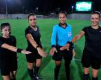 La cuarteta estuvo integrada por María Victoria Daza, las asistentes de línea Mary Blanco y Nataly Arteaga, y la cuarta juez, fue Vanessa Ceballos. FOTO DIMAYOR 