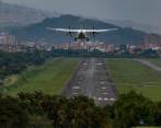 Desde 2006, cuando se firmó el contrato con un privado, la entidad no se encarga de operar el aeropuerto. FOTO Manuel Saldarriaga
