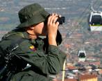Aunque hay policías en la zona en la cual delinque La 38, residentes afirman que no son suficientes para frenar a esa banda. FOTO Manuel Saldarriaga