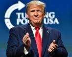 De ser hallado culpable, será la primera vez que Trump enfrente consecuencias legales por acusaciones de agresión sexual. FOTO: AFP