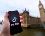 Algunos expertos señalan que los chinos podrían tener acceso a la información personal de los usuario de TikTok. FOTO EFE 