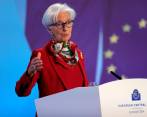 Christine Lagarde, presidenta del Banco Central Europeo, explicó que el aumento de tasas va a depender, en gran parte, del desempeño del sistema financiero en esta crisis. FOTO: EFE