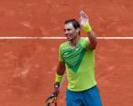 Rafael Nadal tras su victoria en su primer partido del Roland Garros. FOTO: EFE