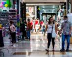 El comercio al por menor tuvo una variación del 75 % comparando el pasado mes de abril con ese mismo periodo en 2020. FOTO Julio César Herrera