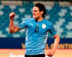 El delantero uruguayo es clave en su selección. Edison Cavani está en el listado de jugadores disponibles para el duelo ante Colombia por la Eliminatoria. FOTO EFE