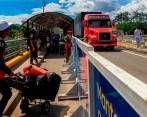 780.000 vehículos se han movilizado en el último mes por el puente internacional Atanasio Girardot. FOTO CAMILO SUÁREZ 