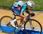 María Luisa Calle sigue corriendo. La semana pasada estuvo en el Grand Prix Nacional de pista que se realizó en la ciudad. FOTO Manuel Saldarriaga