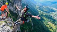 Personas de todo el mundo visitan estas montañas rocosas que por sus características es perfecto para hacer estas actividades extremas. Foto: Getty