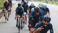 Luego de cuatro años, el Clásico de Ciclismo El Colombiano retornó este domingo 26 de marzo a las calles de manera competitiva. Foto: MANUEL SALDARRIAGA QUINTERO.