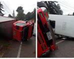 Hasta el momento se sabe que dos de los ocupantes del bus resultaron lesionados. FOTOS Cortesía